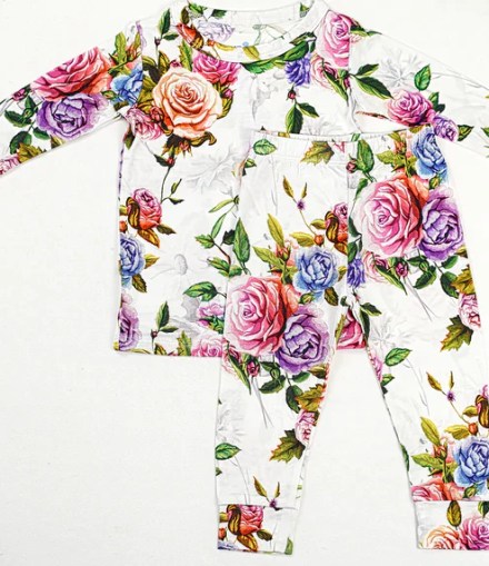 Wild Rose Long Sleeve Pajamas and Lounge Wear